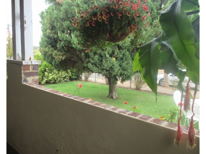 32 Taylor Street, Dumbleyung WA 6350