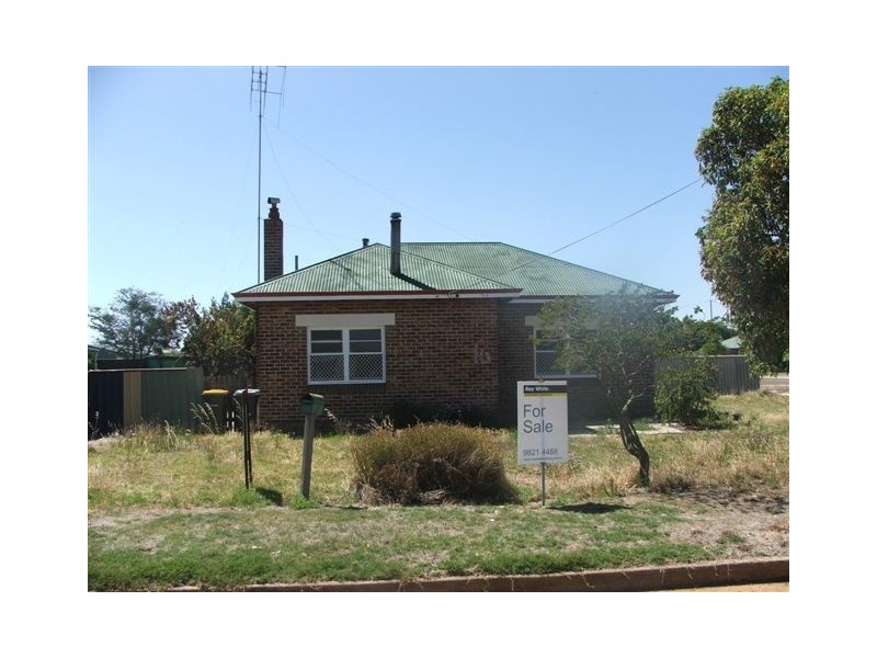 16 Coate Street, Katanning WA 6317