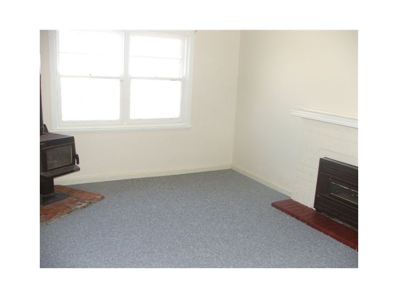 16 Coate Street, Katanning WA 6317