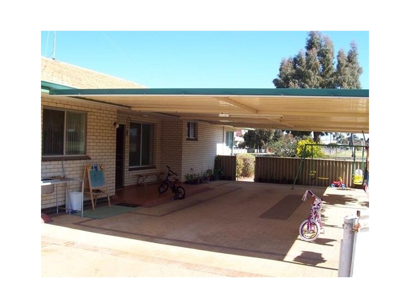 41 Conroy Street, Katanning WA 6317