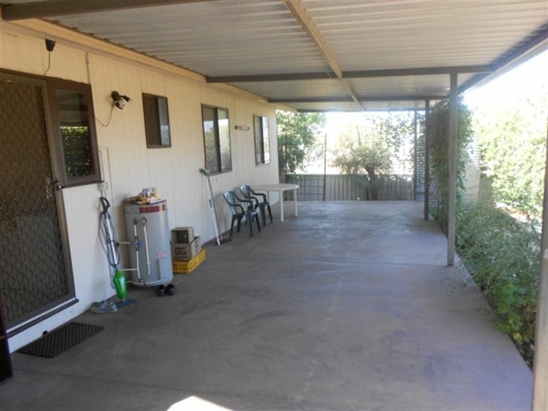 67 Harvey Street, Dumbleyung WA 6350