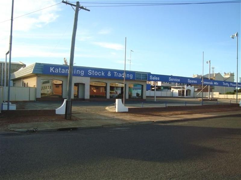 14 Albion Street, Katanning WA 6317