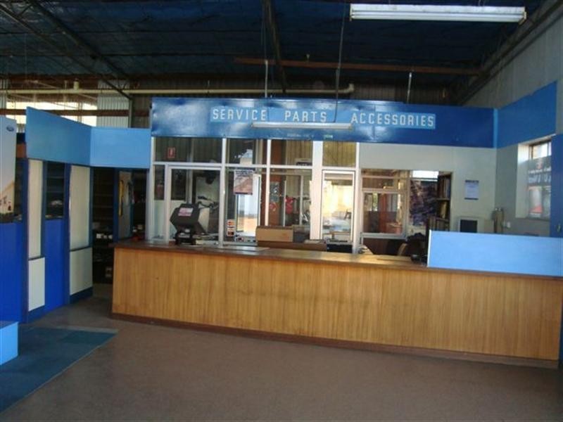 14 Albion Street, Katanning WA 6317