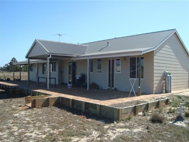 106 Schultz Road, Katanning WA 6317