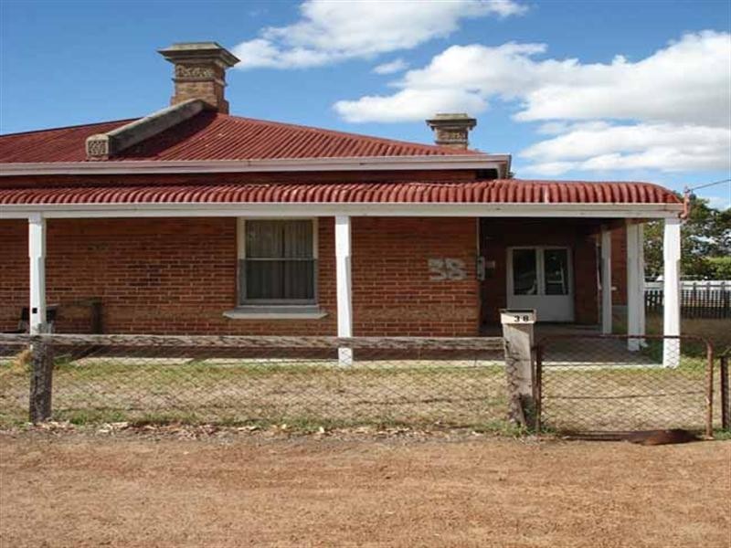 38 Taylor Street, Katanning WA 6317