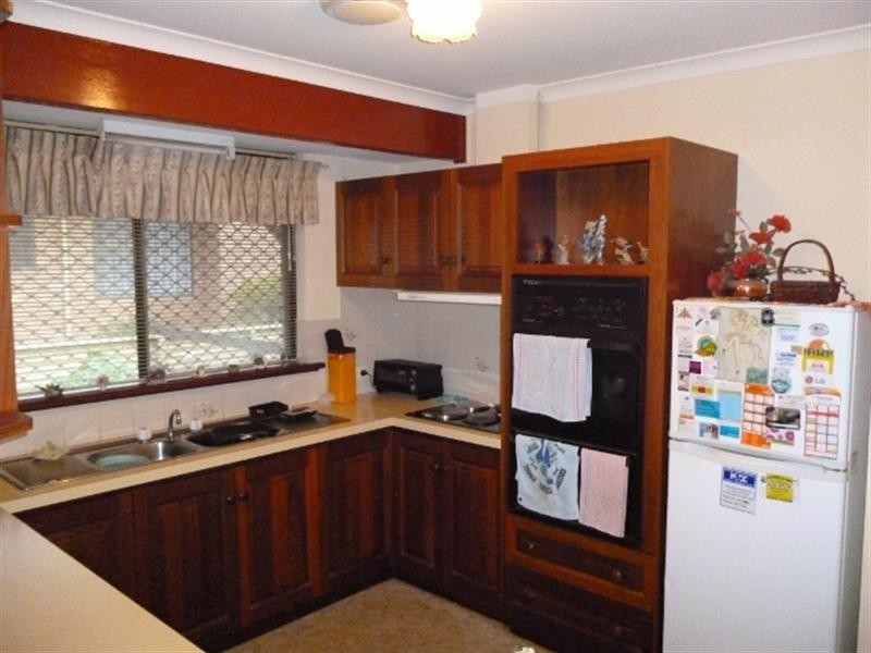 2 Sutherland Court, Katanning WA 6317