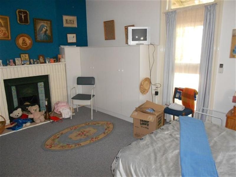 2 Drove Street, Katanning WA 6317