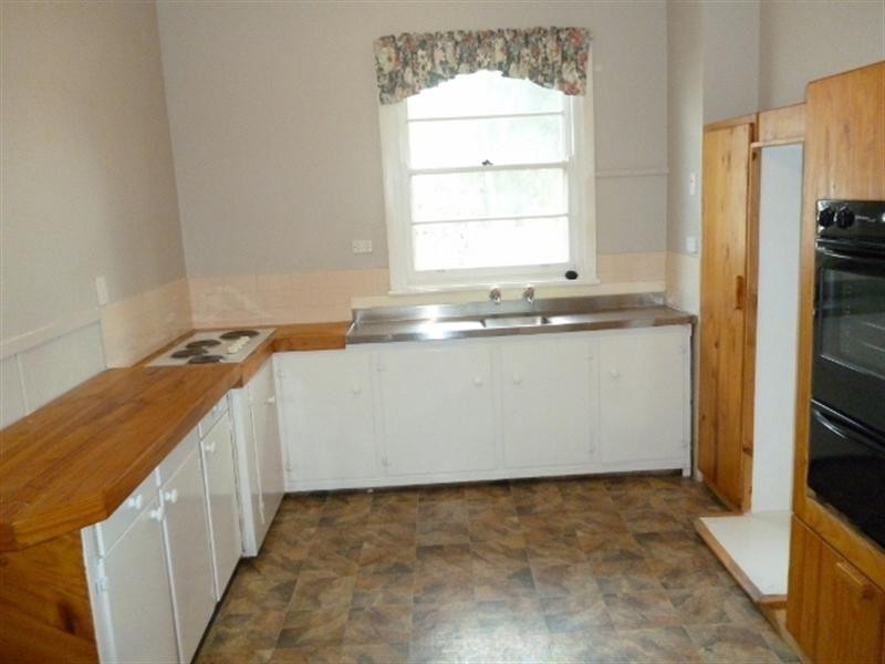 18 Forsythe Road, Kojonup WA 6395