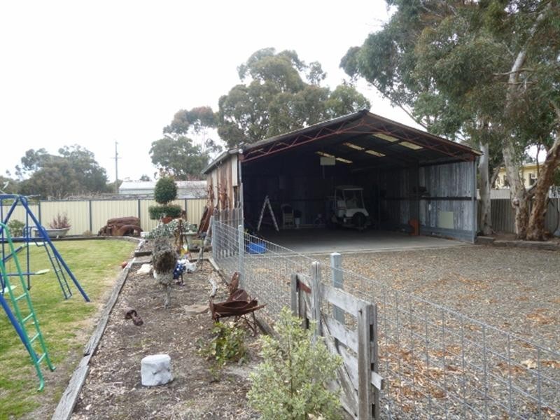 10 Arle Street, Katanning WA 6317