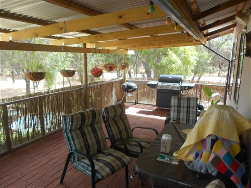 11 Steere Road, Woodanilling WA 6316