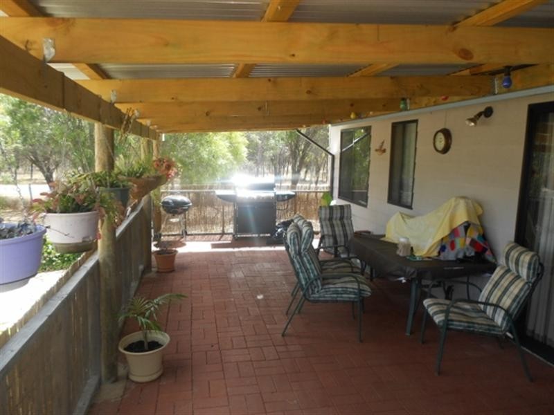 11 Steere Road, Woodanilling WA 6316