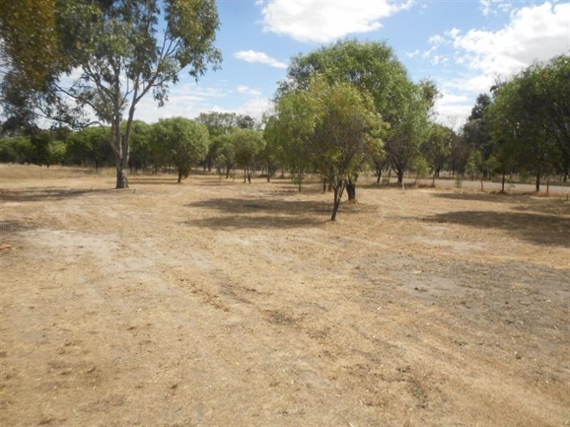 11 Steere Road, Woodanilling WA 6316