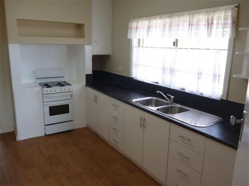 73 Piesse Street, Katanning WA 6317