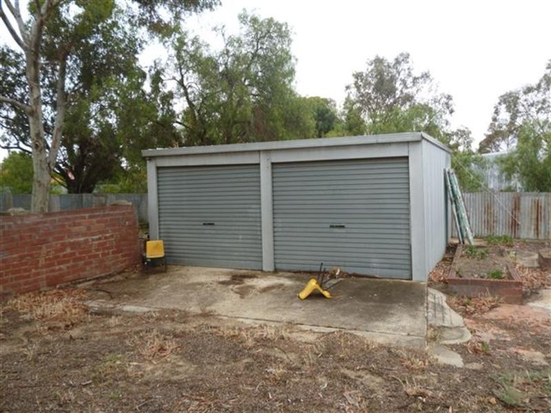 17 Claude Street, Katanning WA 6317