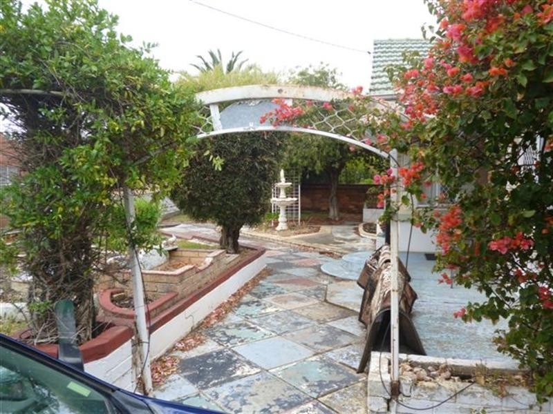 17 Claude Street, Katanning WA 6317