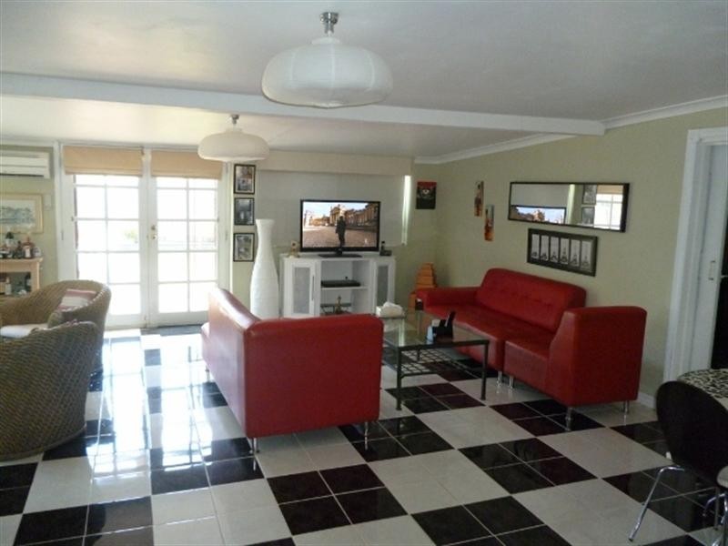 4 Carlisle Street, Katanning WA 6317