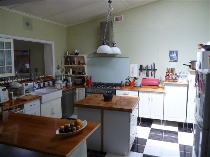 4 Carlisle Street, Katanning WA 6317