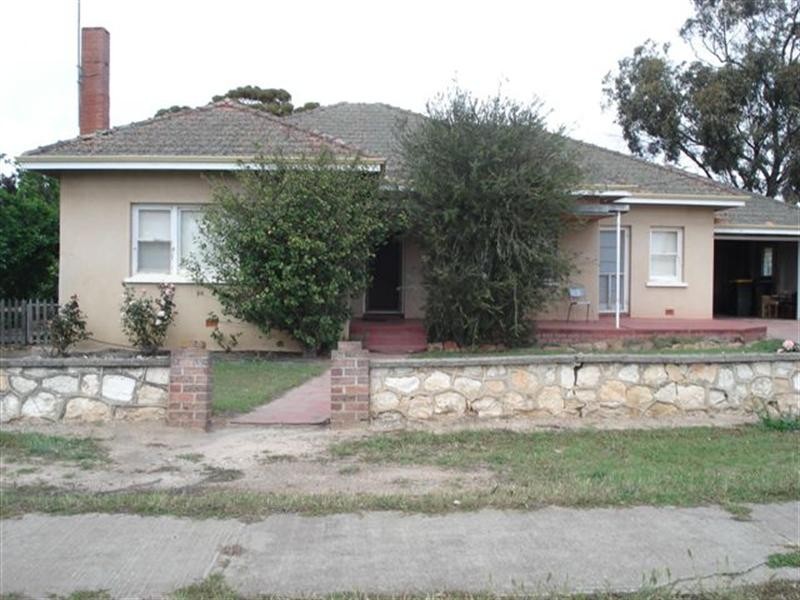 11 Yougenup Road, Gnowangerup WA 6335