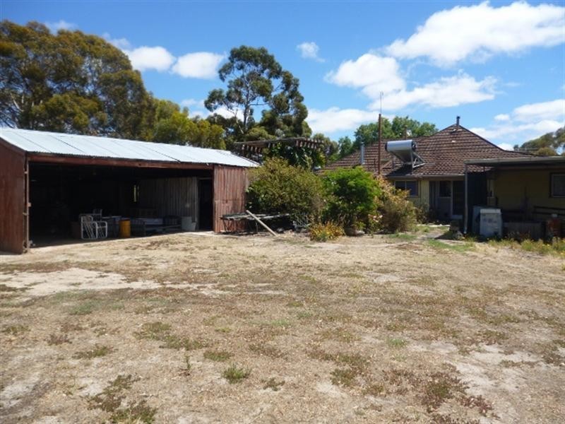 2 Wanke Street, Katanning WA 6317