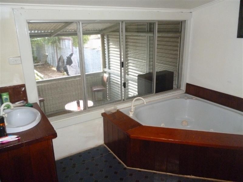 16 Cardigan Street, Woodanilling WA 6316