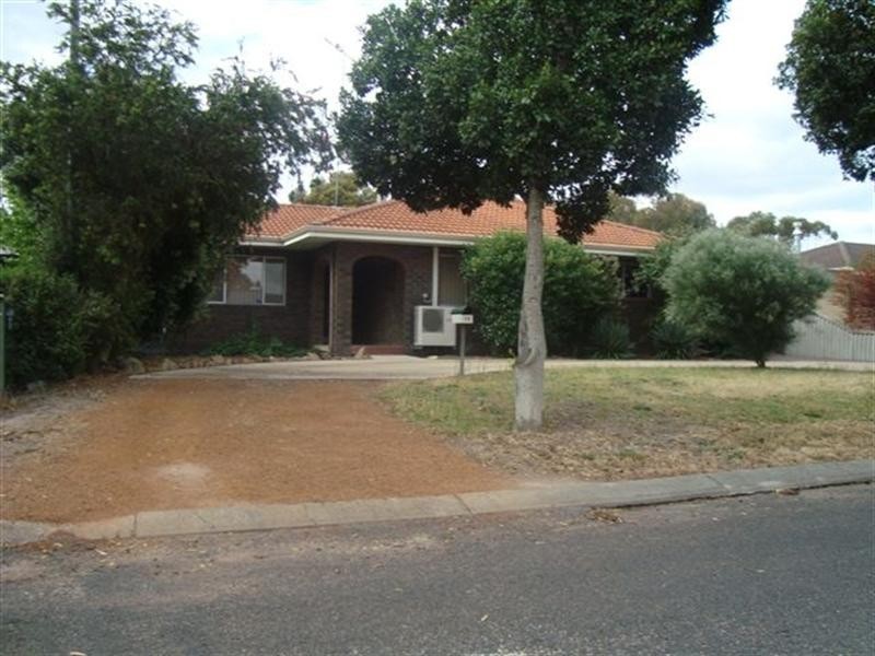 15 Hakea Place, Katanning WA 6317