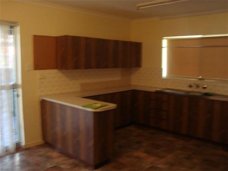 15 Hakea Place, Katanning WA 6317