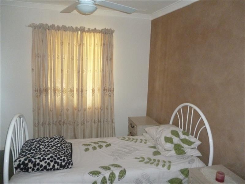 11 Synott Avenue, Katanning WA 6317