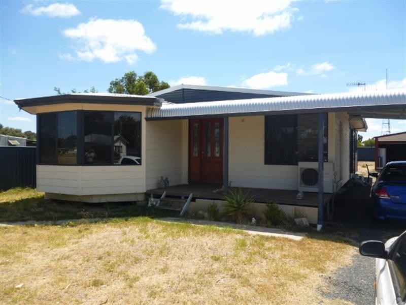 57 Piesse Street, Katanning WA 6317