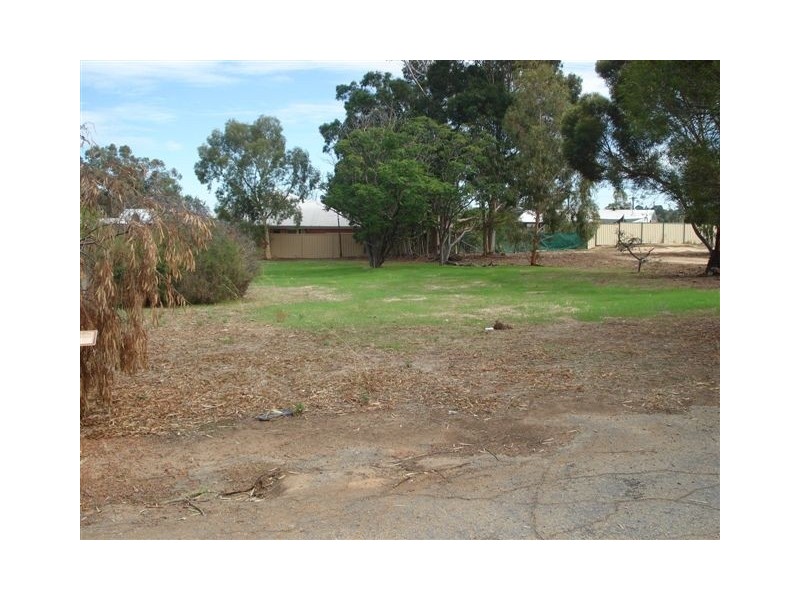 70 Albany Highway, Kojonup WA 6395