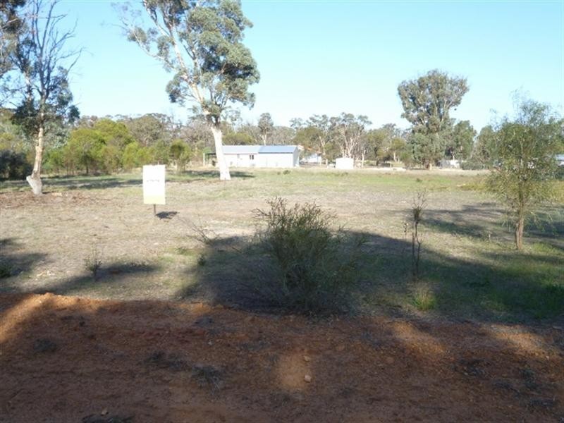 Lot 269 and 270 Leathley Street, Broomehill WA 6318