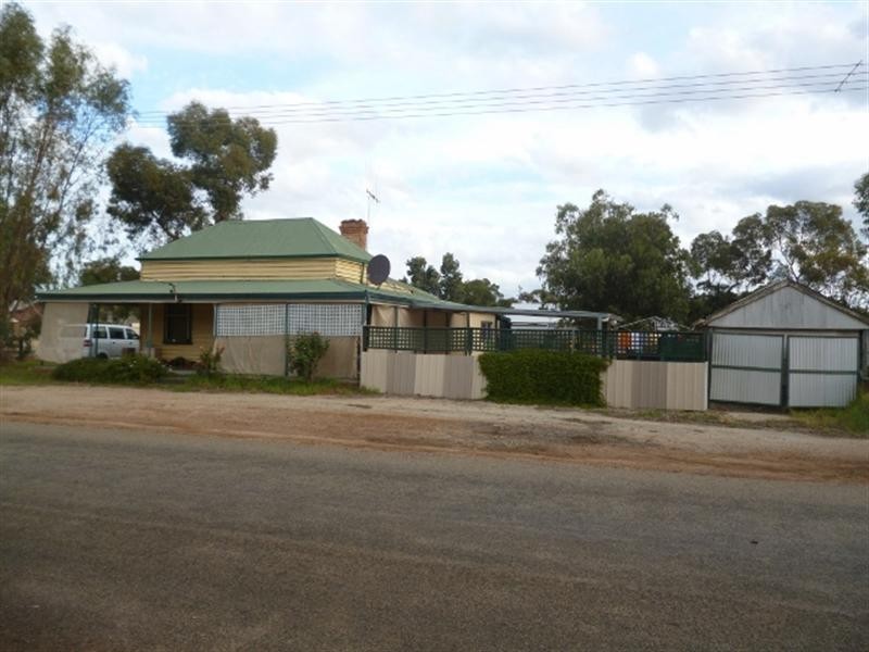 20 Dijon Street, Katanning WA 6317