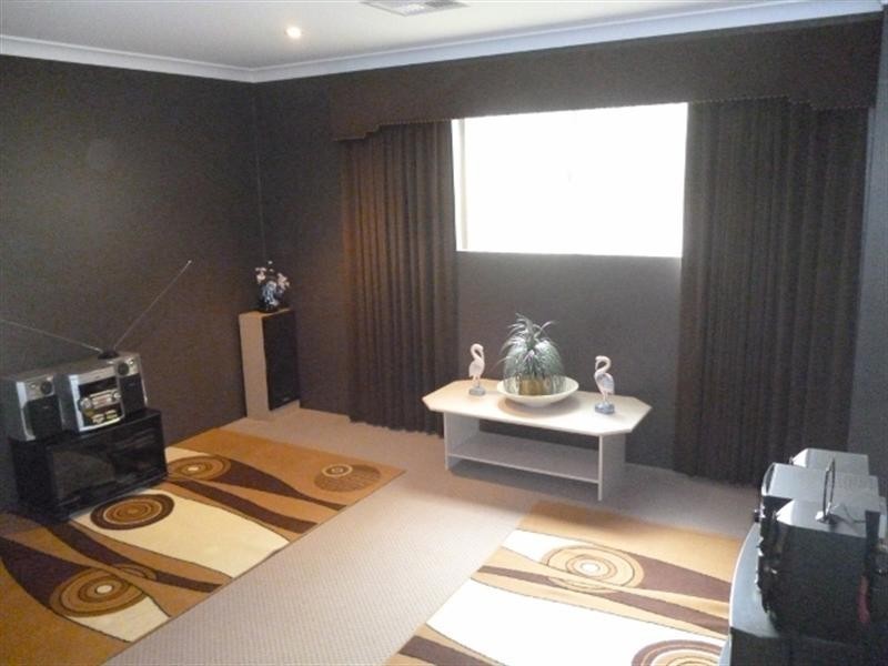 113 Nelson Street, Broomehill WA 6318