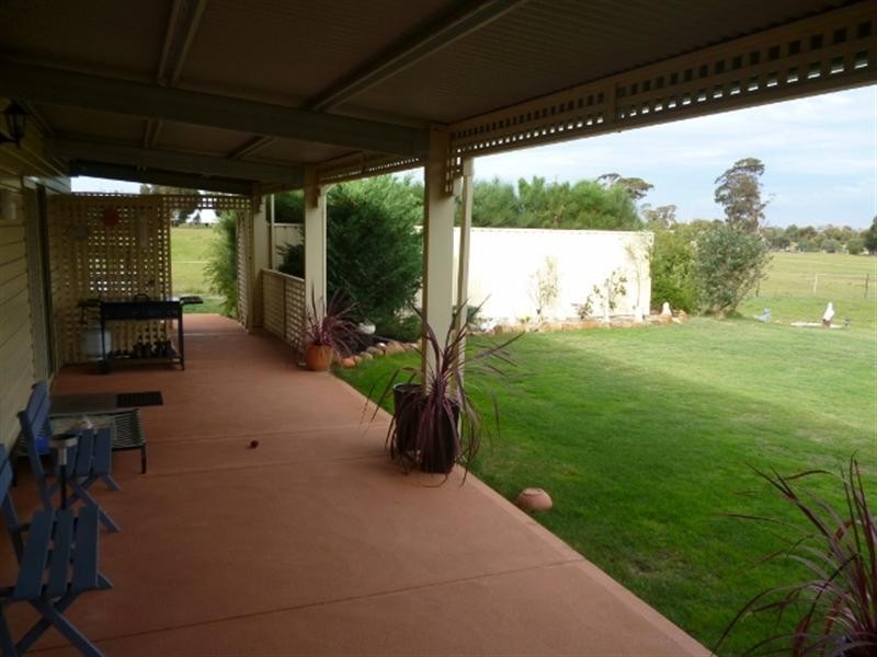 113 Nelson Street, Broomehill WA 6318