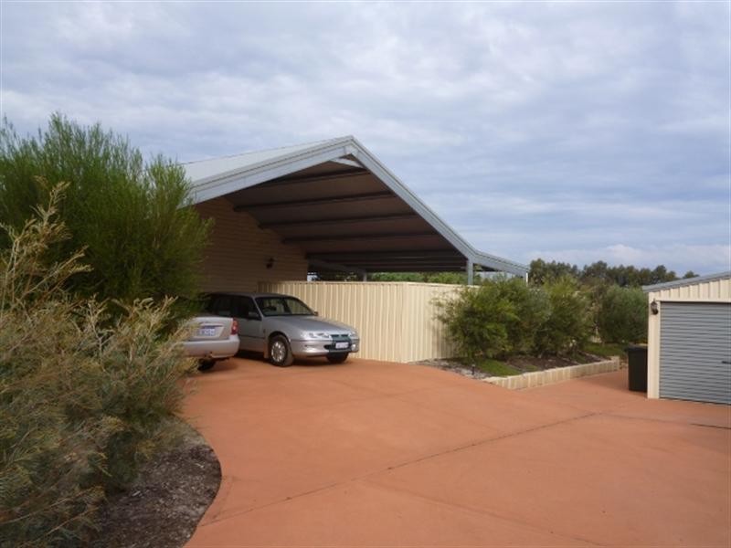 113 Nelson Street, Broomehill WA 6318