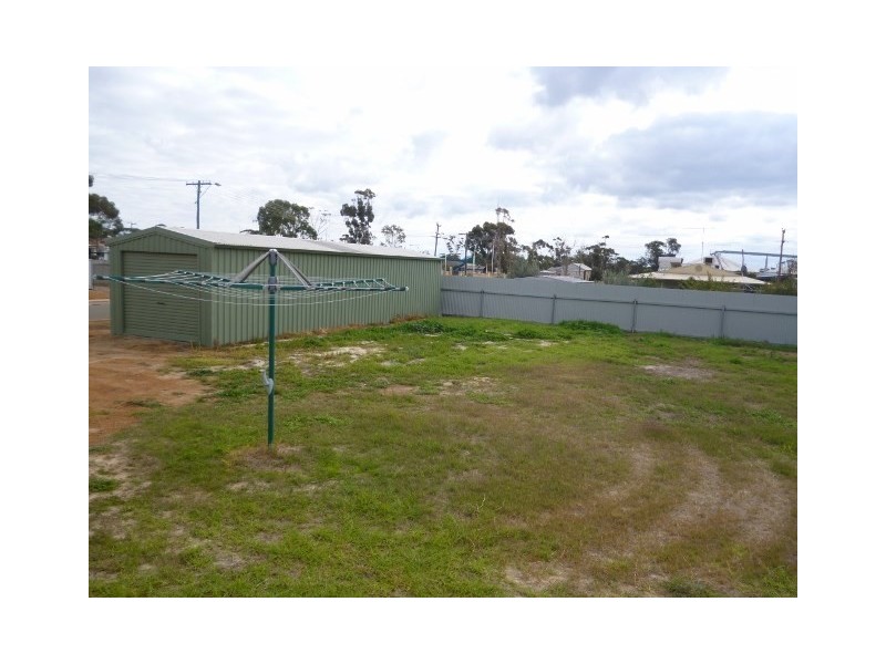 9 Cronin Street, Nyabing WA 6341