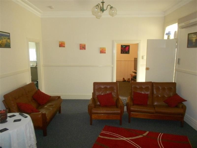 66 Richardson Street, Katanning WA 6317