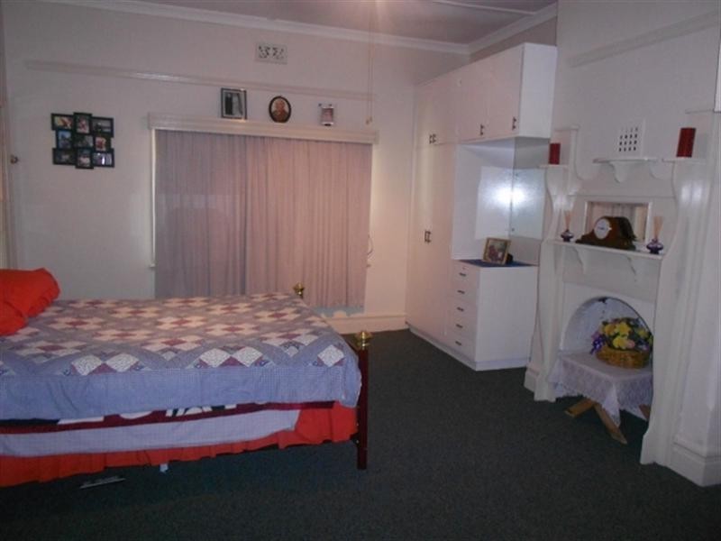 66 Richardson Street, Katanning WA 6317