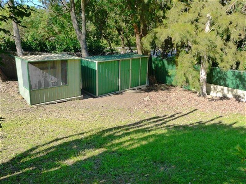 83 Brisbane Water Drive, Point Clare NSW 2250