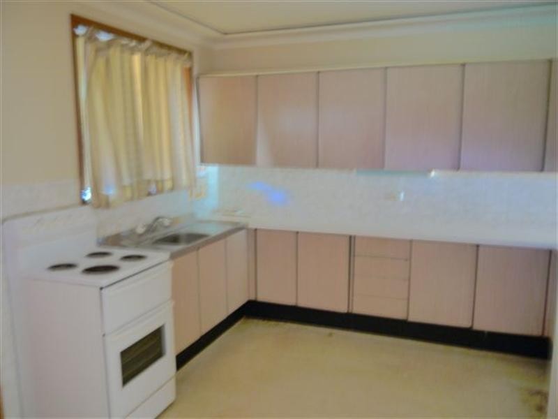 145 Brisbane Water Drive, Point Clare NSW 2250