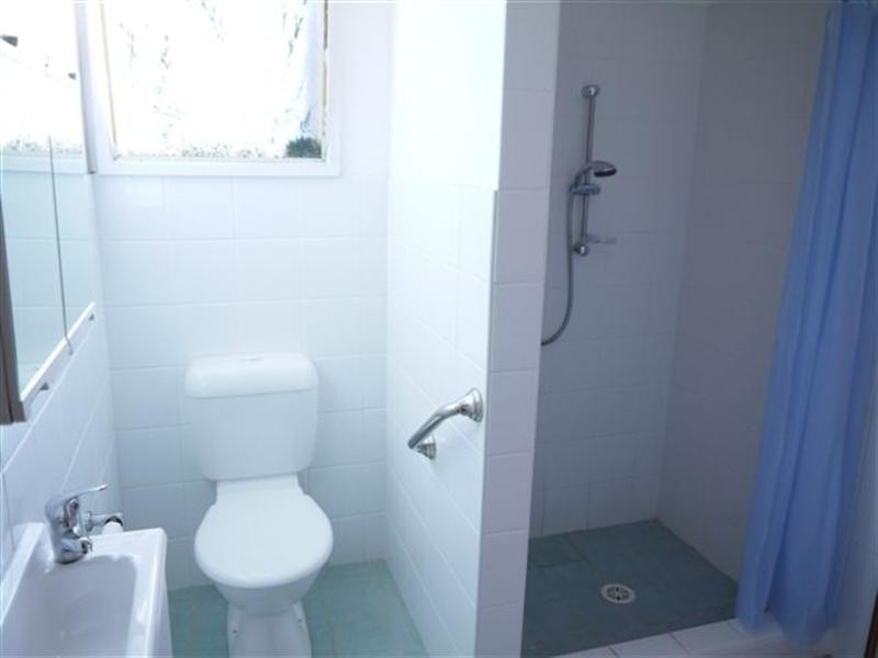 145 Brisbane Water Drive, Point Clare NSW 2250