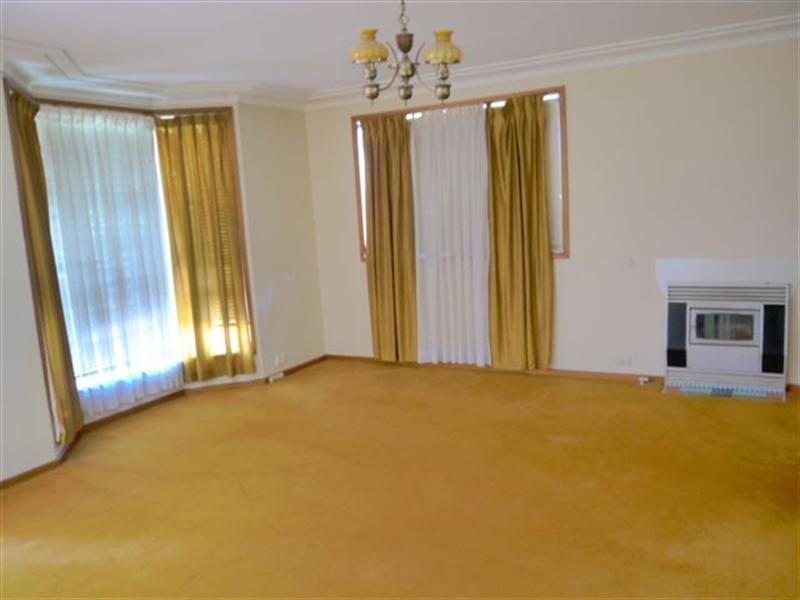 145 Brisbane Water Drive, Point Clare NSW 2250