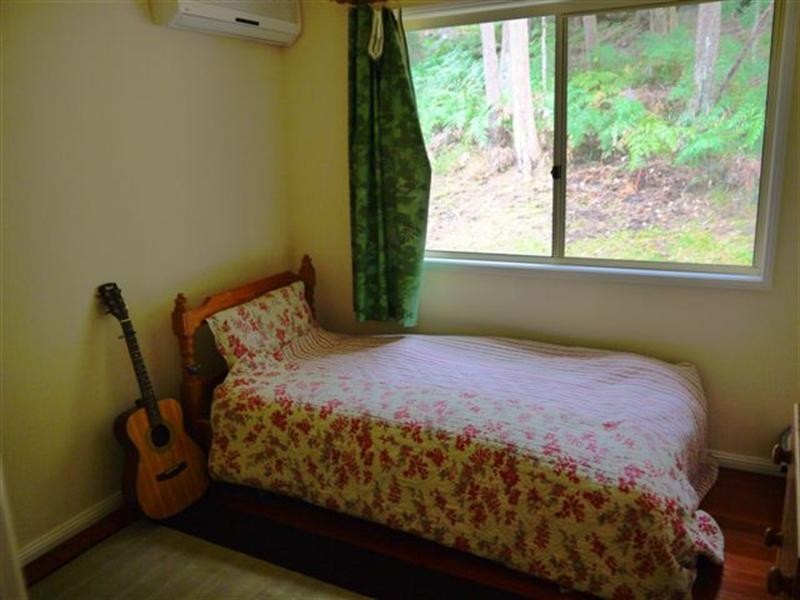 406 Glenrock Parade, Tascott NSW 2250