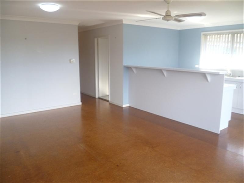 1/7 Talinga Avenue, Point Clare NSW 2250