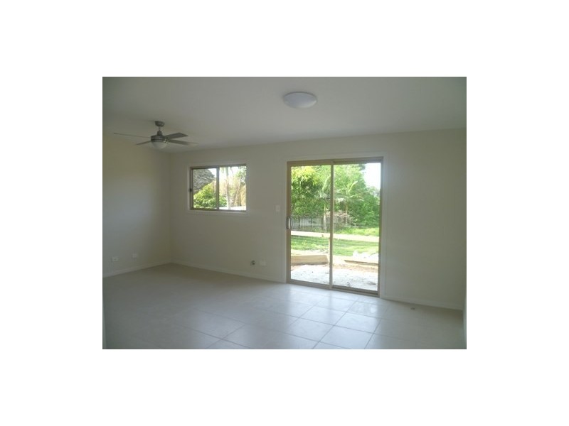 18A Nioka Avenue, Point Clare NSW 2250