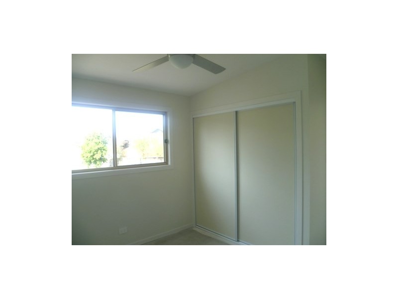 18A Nioka Avenue, Point Clare NSW 2250