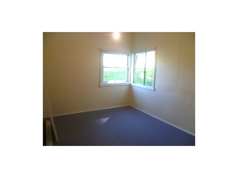 29 Takari Avenue, Point Clare NSW 2250