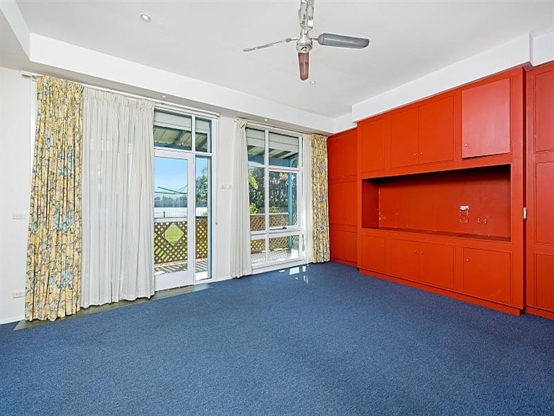 69 Bayline Drive, Point Clare NSW 2250