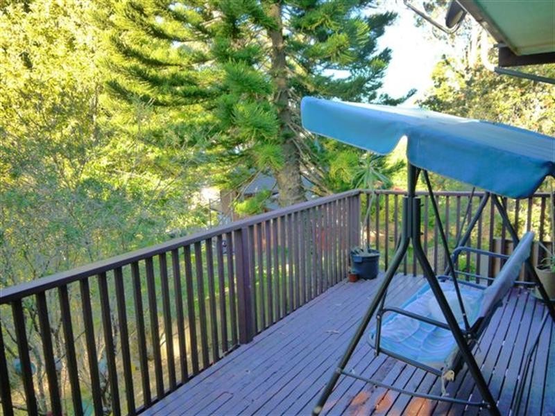 22 Fiona Street, Point Clare NSW 2250