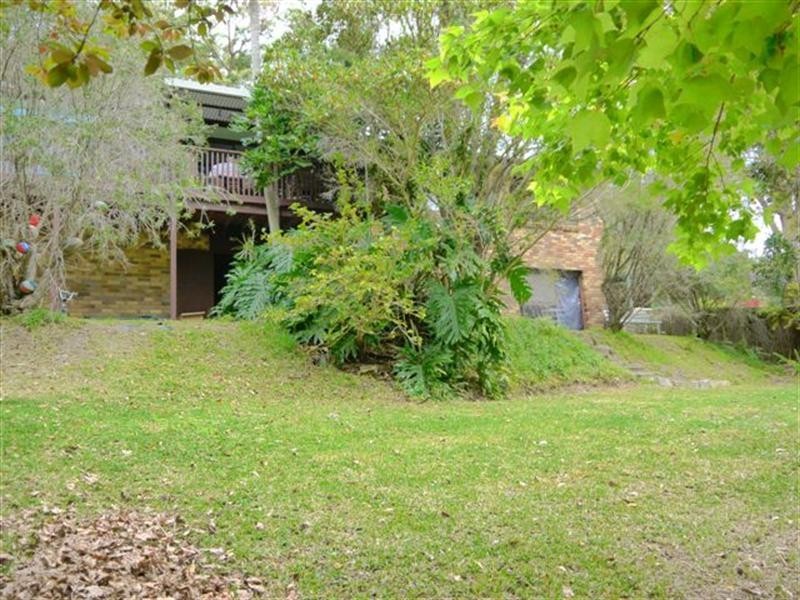 22 Fiona Street, Point Clare NSW 2250