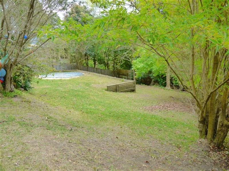 22 Fiona Street, Point Clare NSW 2250